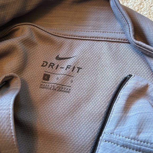 Grey Nike Grey Pullover Shirt Size Large - Picture 6 of 7